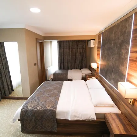 Marbes Hotel *